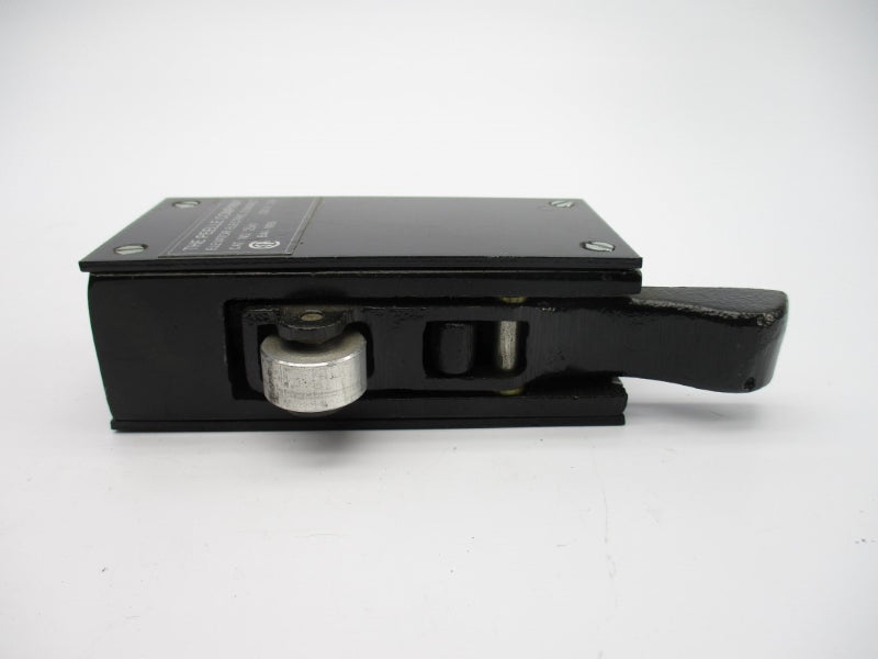 PEELLE B44-M90 2341 230V 2A NSNP