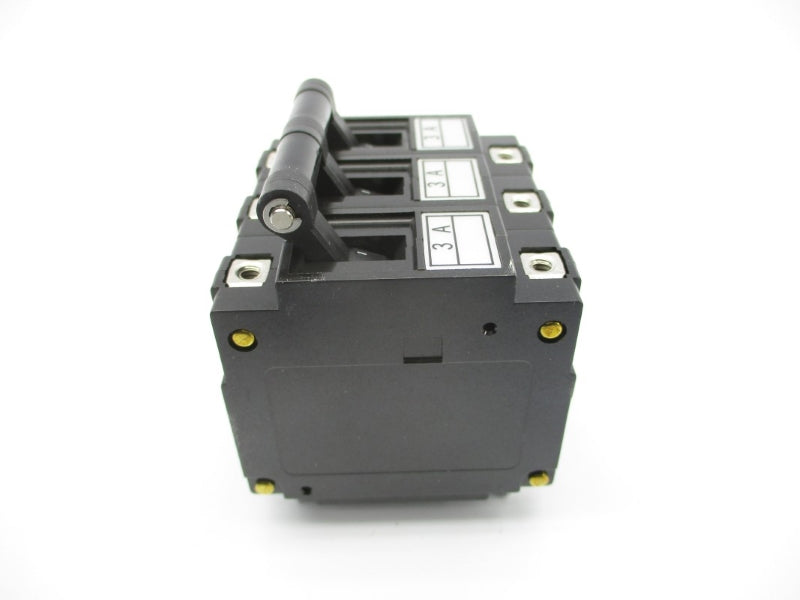 IDEC NRAN3100F3AAA 250VAC 3A NSMP
