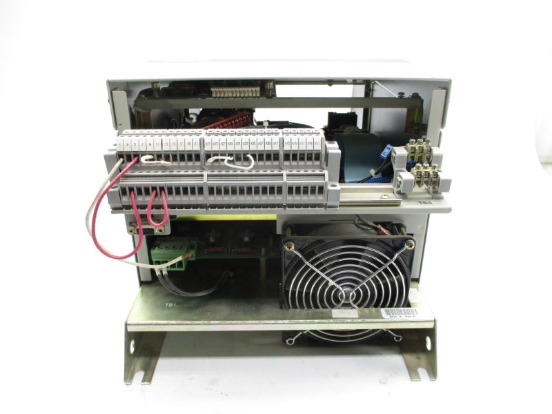 ALLEN BRADLEY 1395-B74-D2-P10-P51 SER. B 380/415/460VAC 10/86.6A UNMP