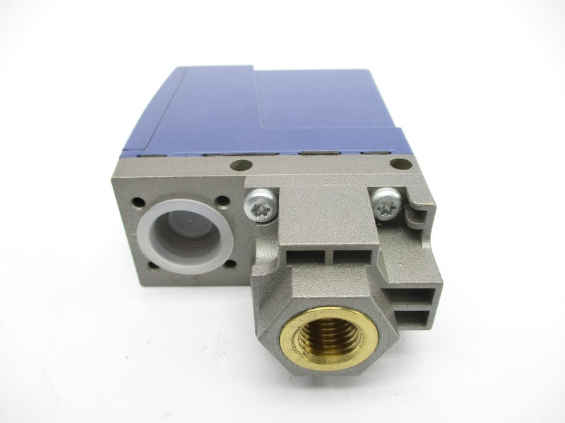 TELEMECANIQUE XMLA160D2S13 240V 1.5A 2320PSI NSMP