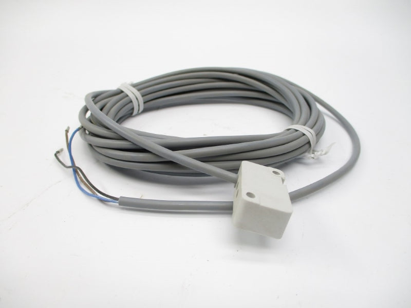 BALLUFF BES517-398-NO-C-05 BES01N6 10-30VDC NSNP
