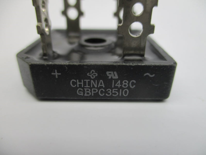 VISHAY GBPC3510-E4/51 NSMP
