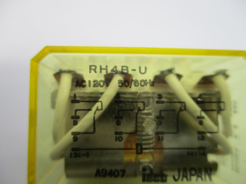 IDEC RH4B-U 120VAC 10A NSNP