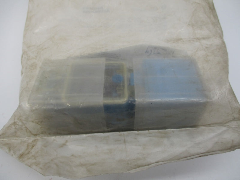 ALLEN BRADLEY 871L-B20E40-T2 SER. A 20-250VAC/DC NSMP