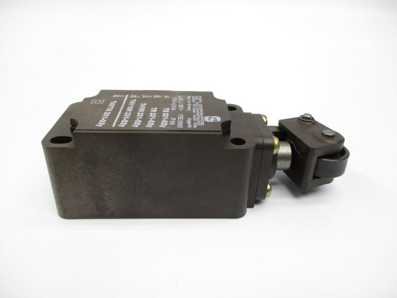 SCHMERSAL T4V7H331-02Y 380V 6A NSNP