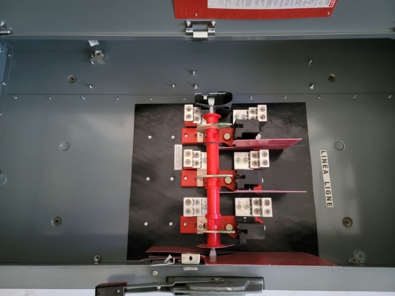 SQUARE D HU368R SER. E04 600VAC 1200A (AS PICTURED) NSNP