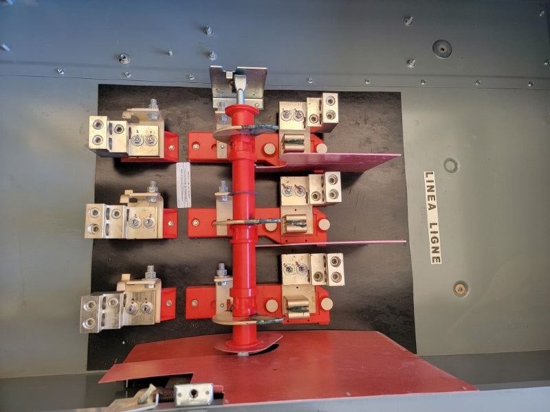 SQUARE D H327NR SER. E04 240VAC 800A (AS PICTURED1) NSNP