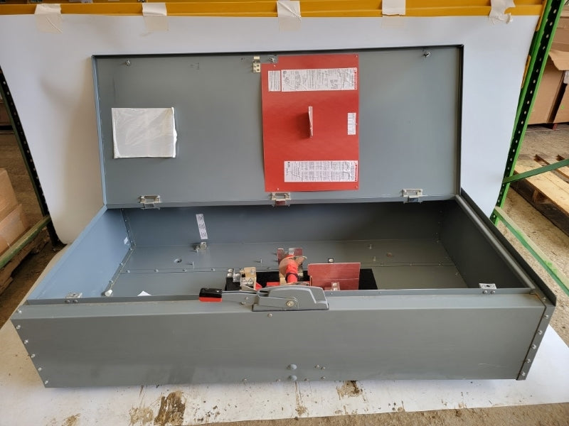 SQUARE D H327NR SER. E04 240VAC 800A (AS PICTURED2) NSNP