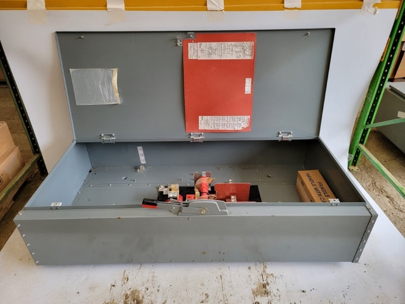 SQUARE D H327N SER. E04 240VAC 800A (AS PICTURED5) NSNP