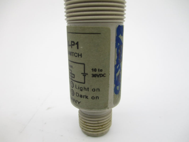 OMRON E3F2-DS30B4-P1 10-30VDC NSMP