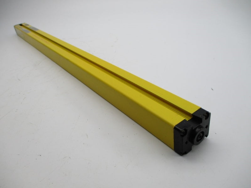 BANNER ENGINEERING SLSE30-750Q8 24VDC UNMP