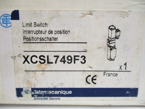 TELEMECANIQUE XCSL749F3 110/240VAC 3A NSMP