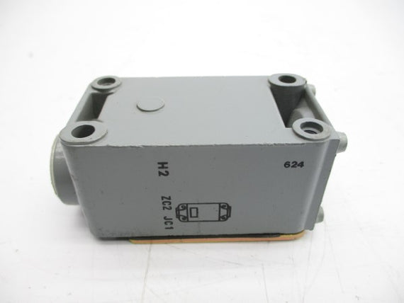 TELEMECANIQUE XM2-JM 500V 10A NSNP