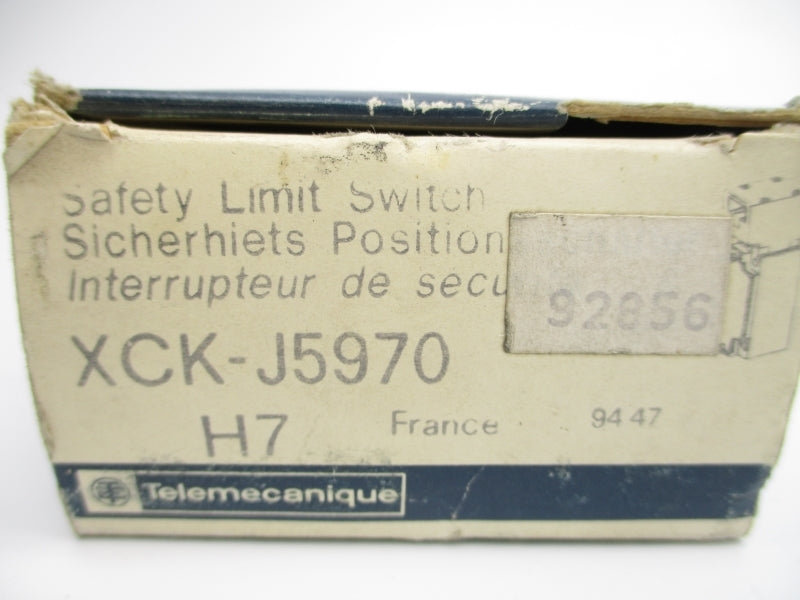TELEMECANIQUE XCK-J5970H7 240VAC 3A NSMP