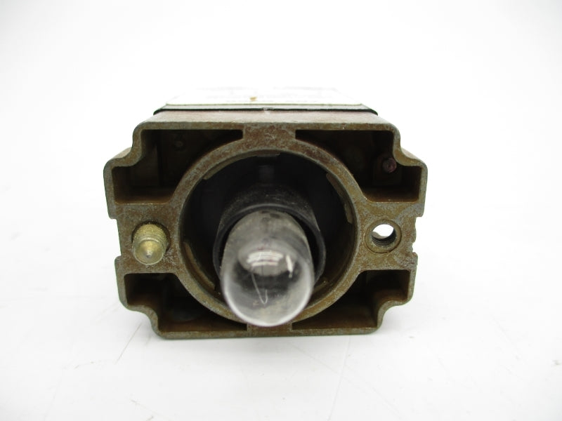 TELEMECANIQUE ZB2-BV68 120V NSNP
