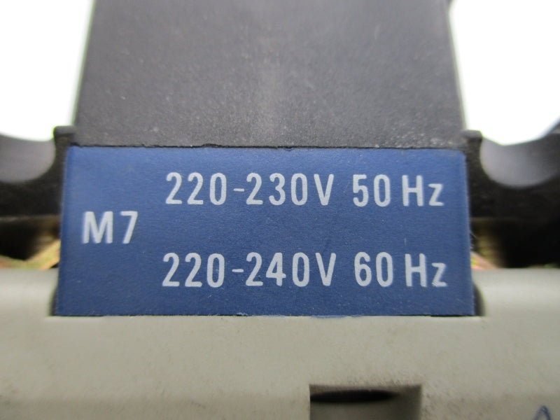 TELEMECANIQUE CA2DN40M7 220-240V NSNP