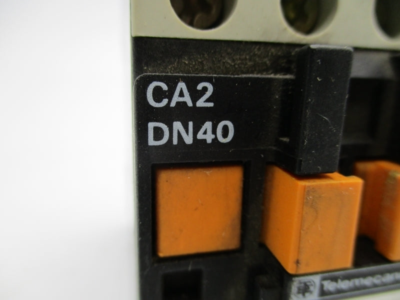 TELEMECANIQUE CA2DN40M7 220-240V NSNP