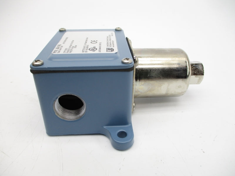 UNITED ELECTRIC J6-148 480VAC 15A 0-40PSI NSMP