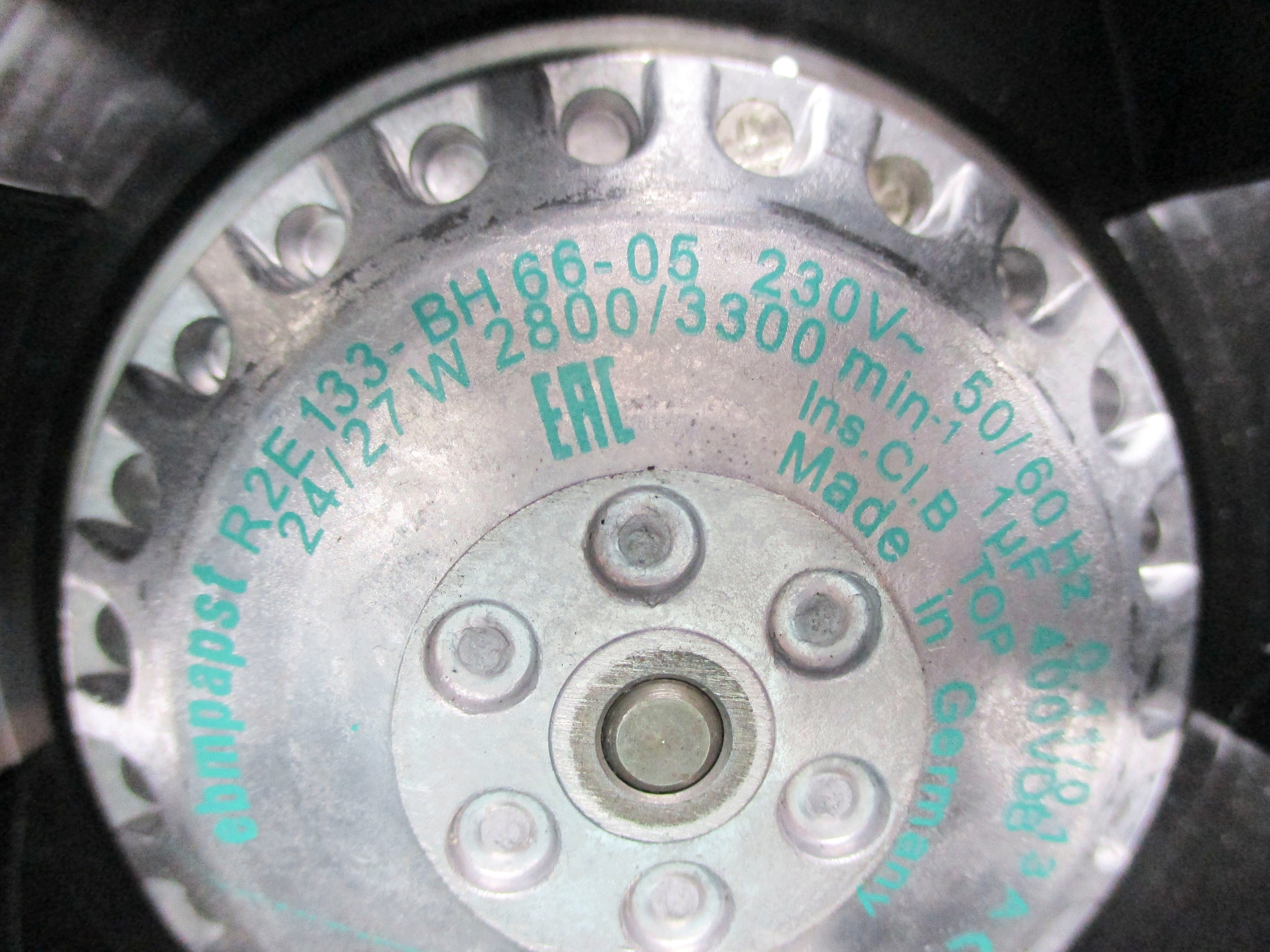 EBMPAPST R2E133-BH66-05 NSNP