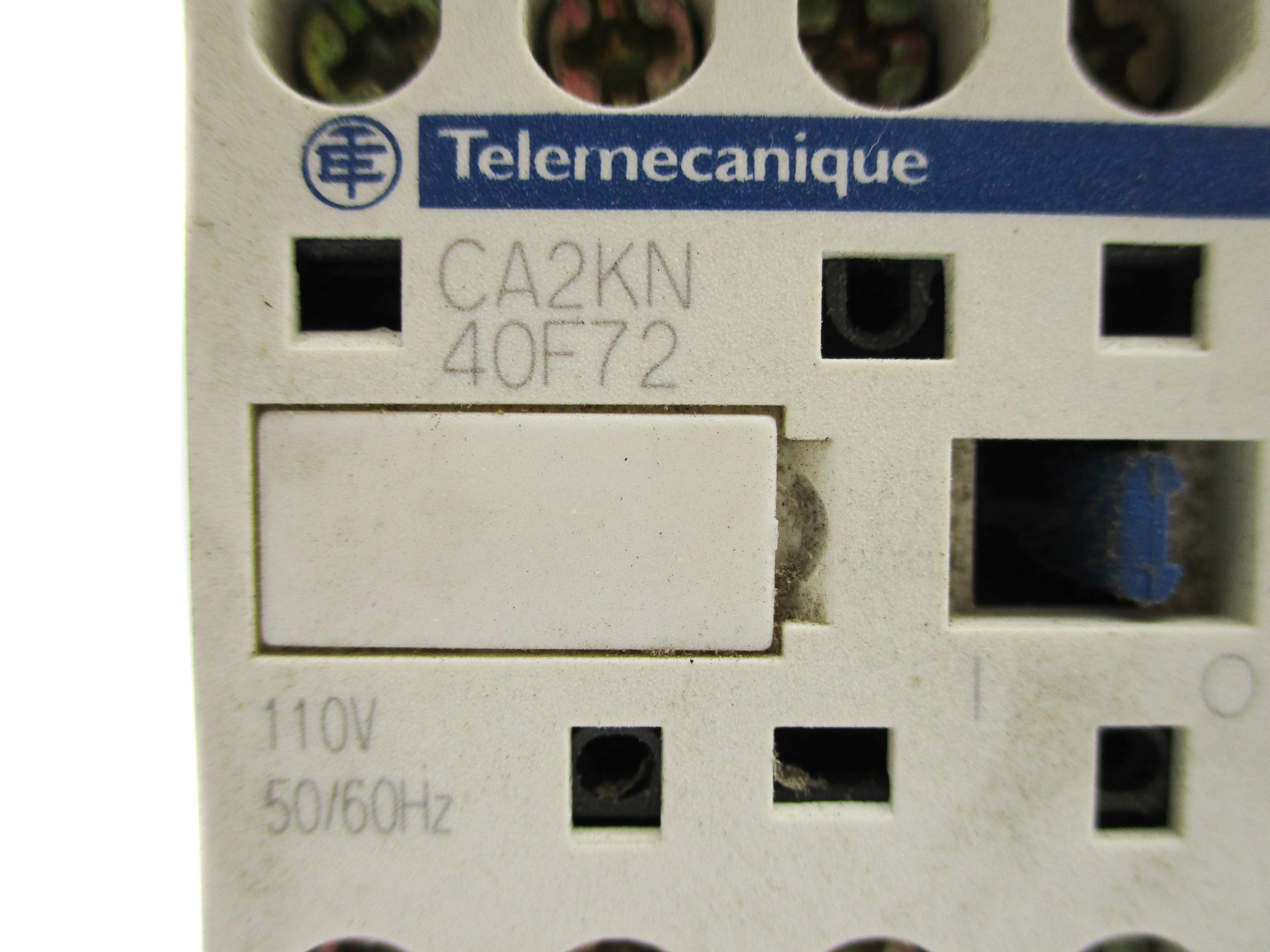 TELEMECANIQUE CA2KN40F72 110V NSNP