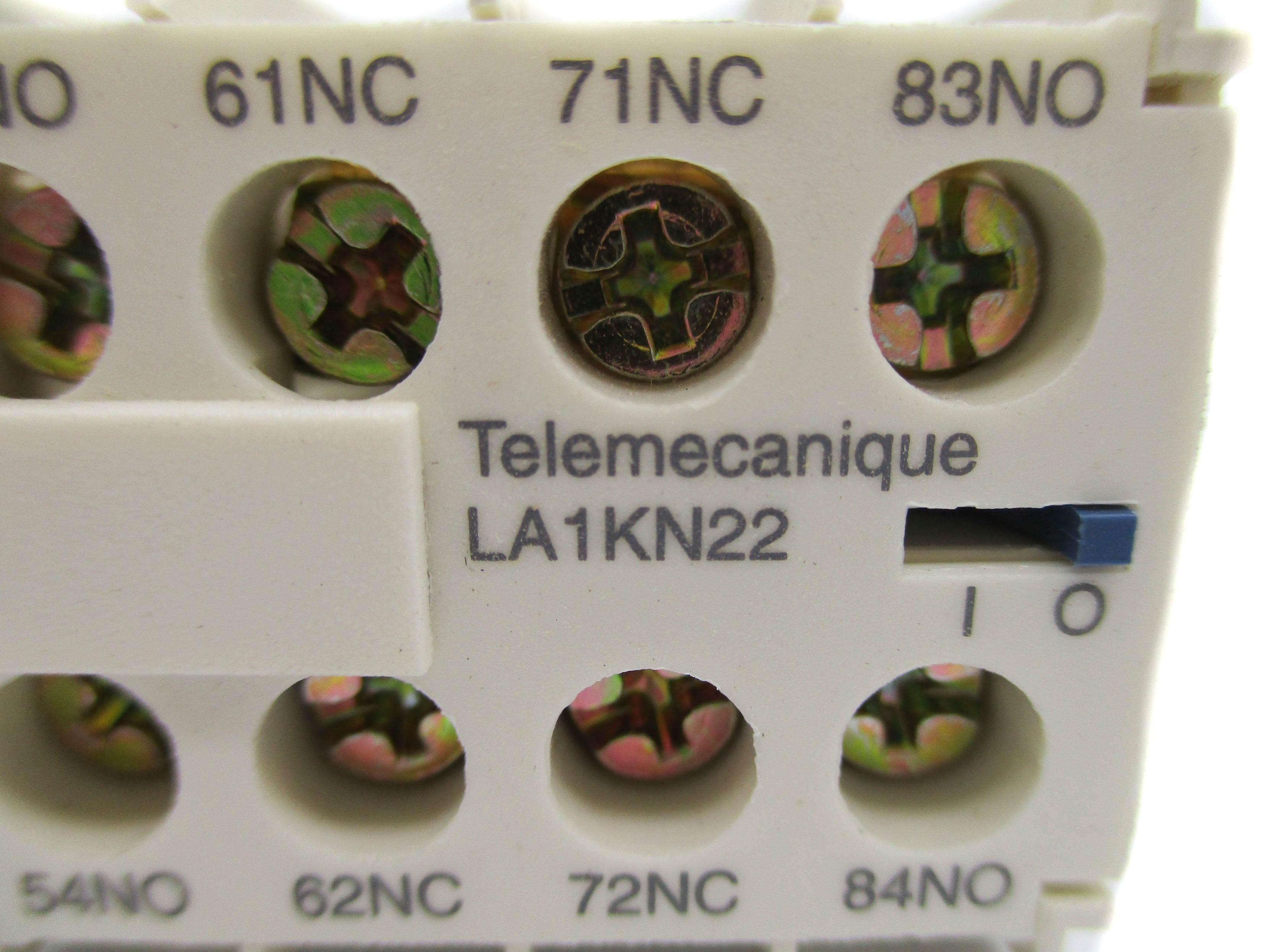 TELEMECANIQUE LA1KN22 NSNP