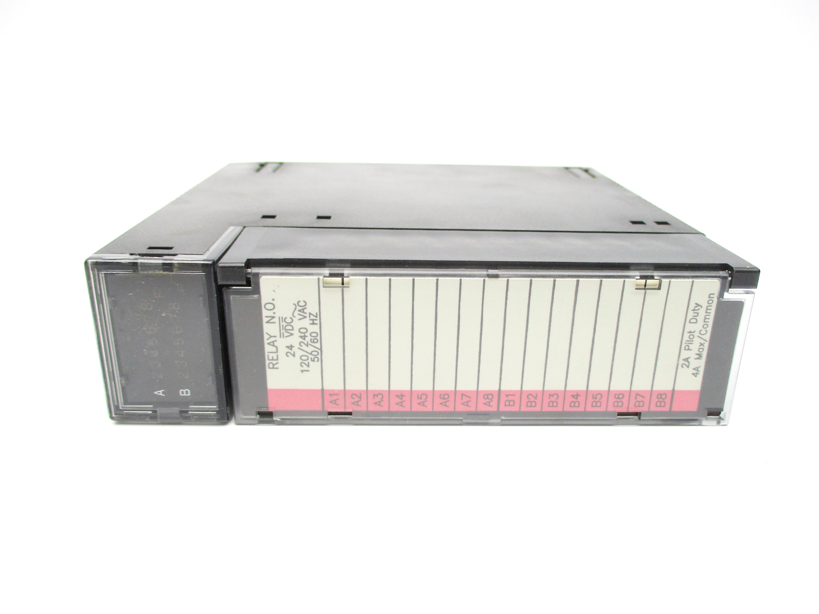 GE FANUC IC693MDL940C 24VDC 120/240VAC 2A NSMP