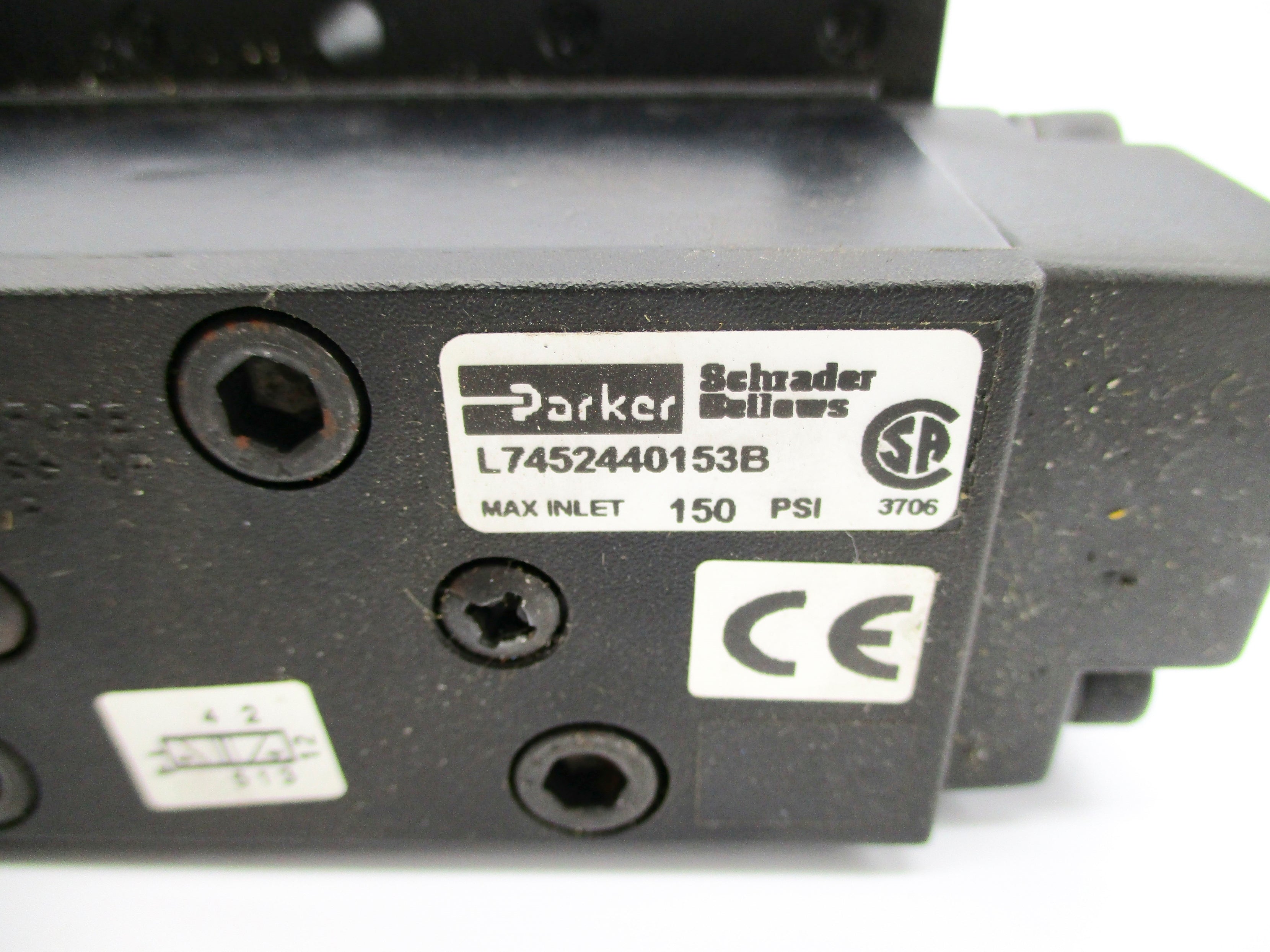 PARKER L7452440153B (AS PICTURED) 150PSI 110/120V NSNP