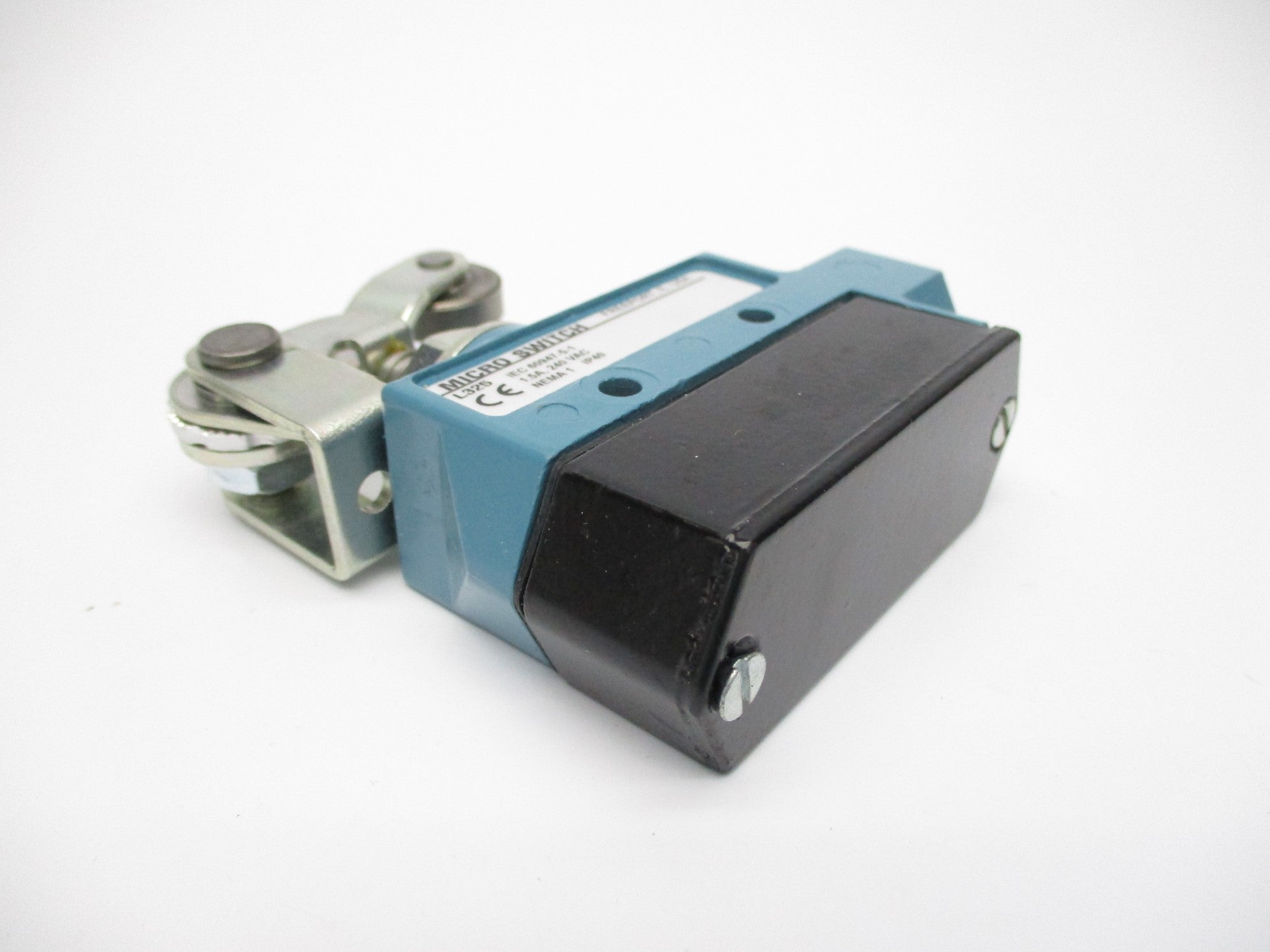 MICRO SWITCH BZE6-2RQ2 600VAC 2A NSNP