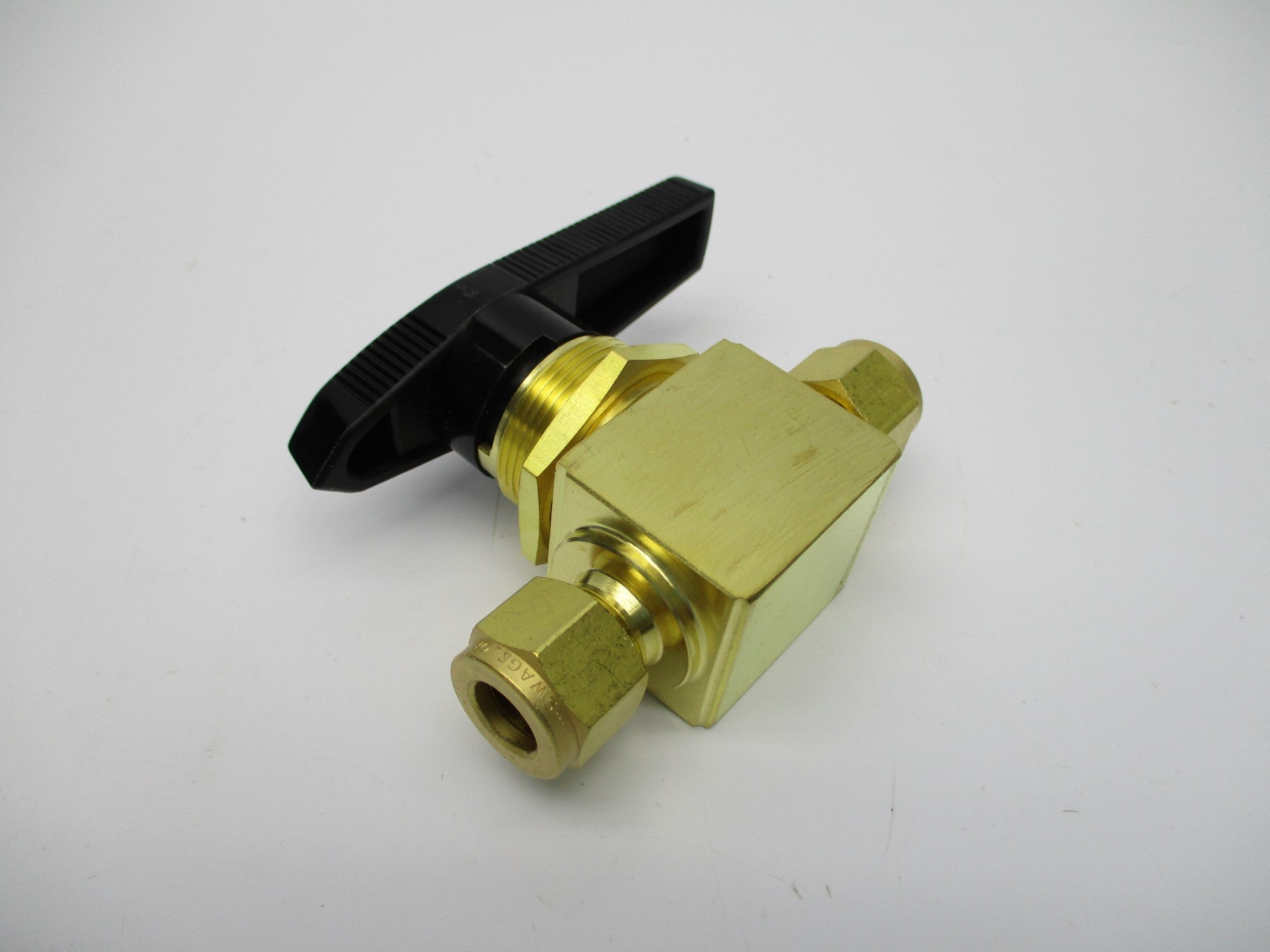 SWAGELOK B-44S6 2200PSIG NSMP