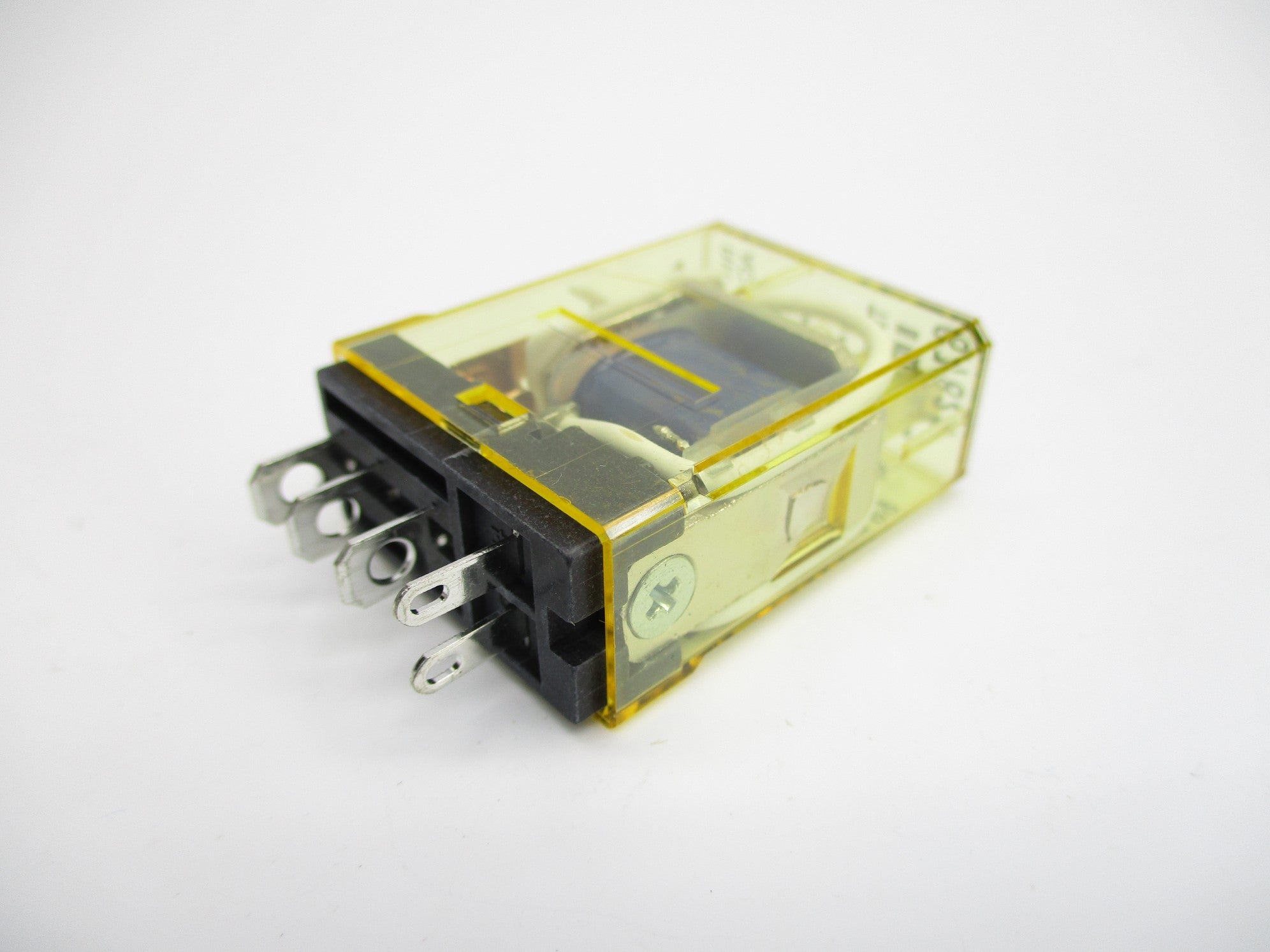 IDEC RH1B-U 120VAC NSNP