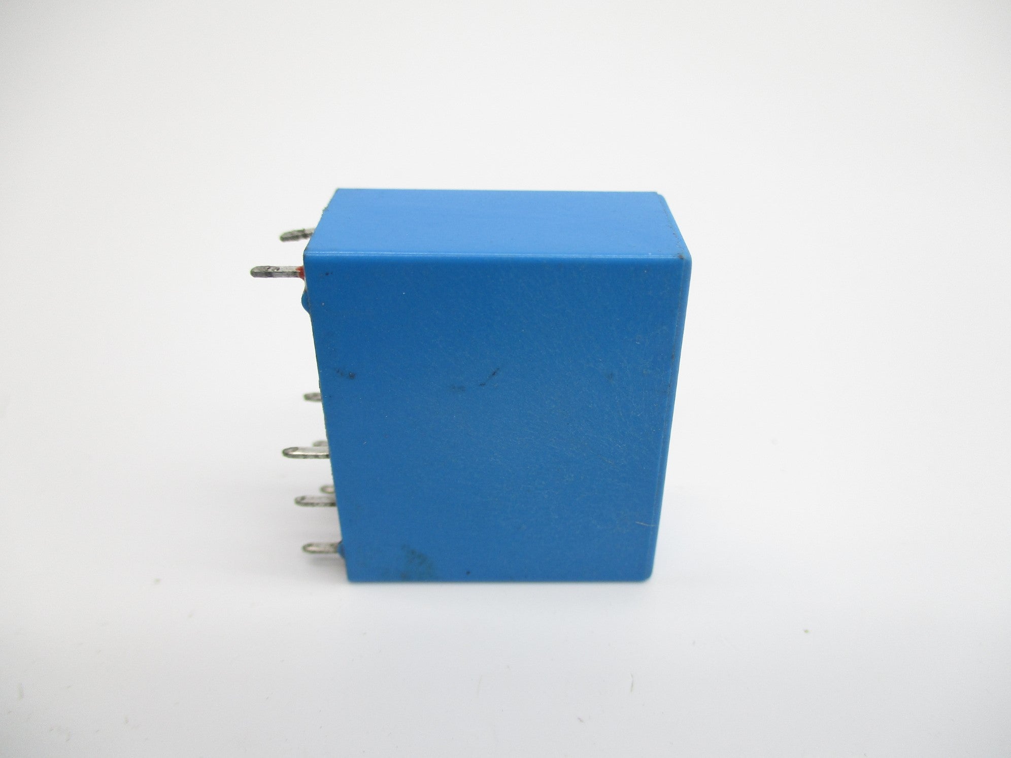 DOLD OW5669.12/698/61 250V 8A NSNP