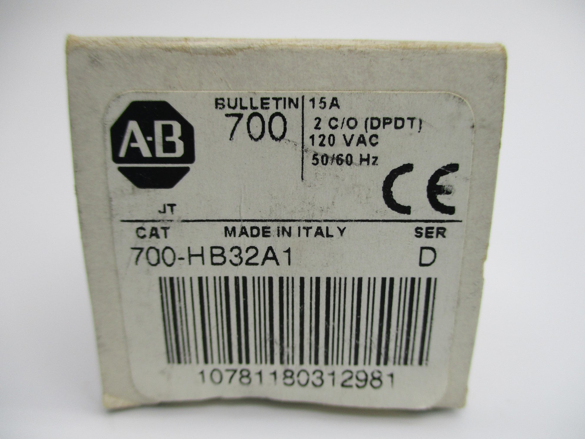 ALLEN BRADLEY 700-HB32A1 SER. D 15A 120VAC (WH) NSMP