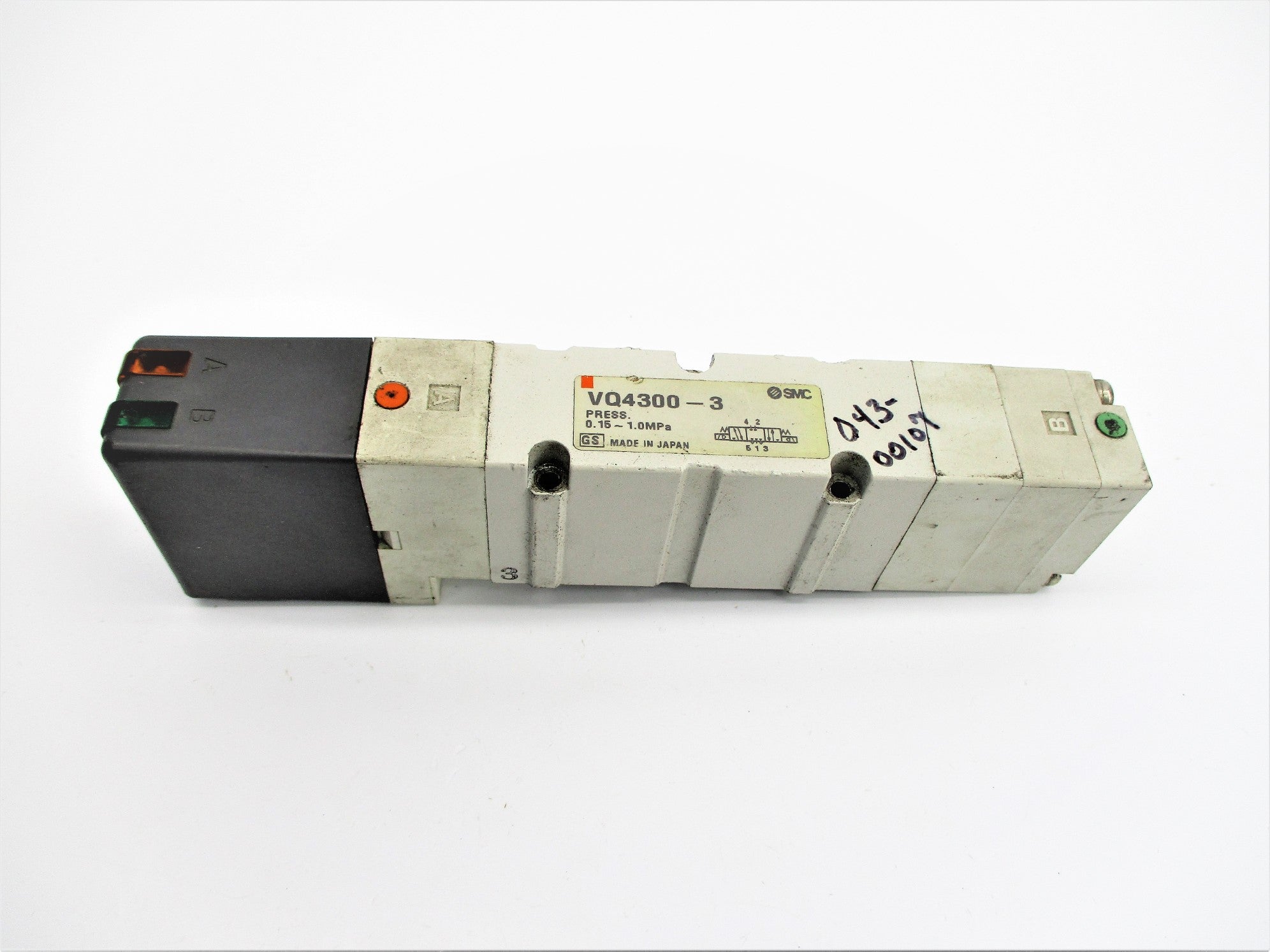 SMC VQ4300-3 UNMP