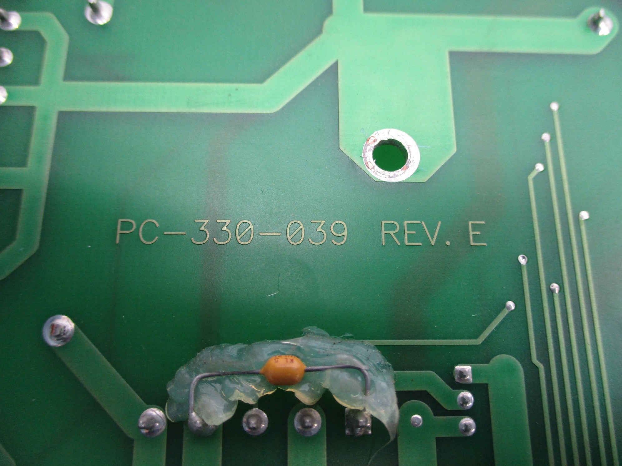 VAN DORN 330039 REV. E UNMP