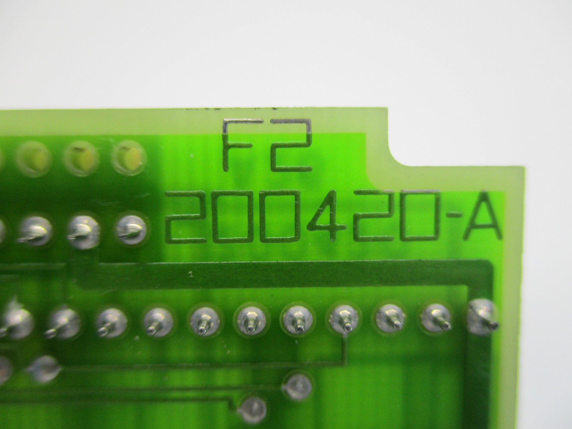 NUM F2-200420-A UNMP