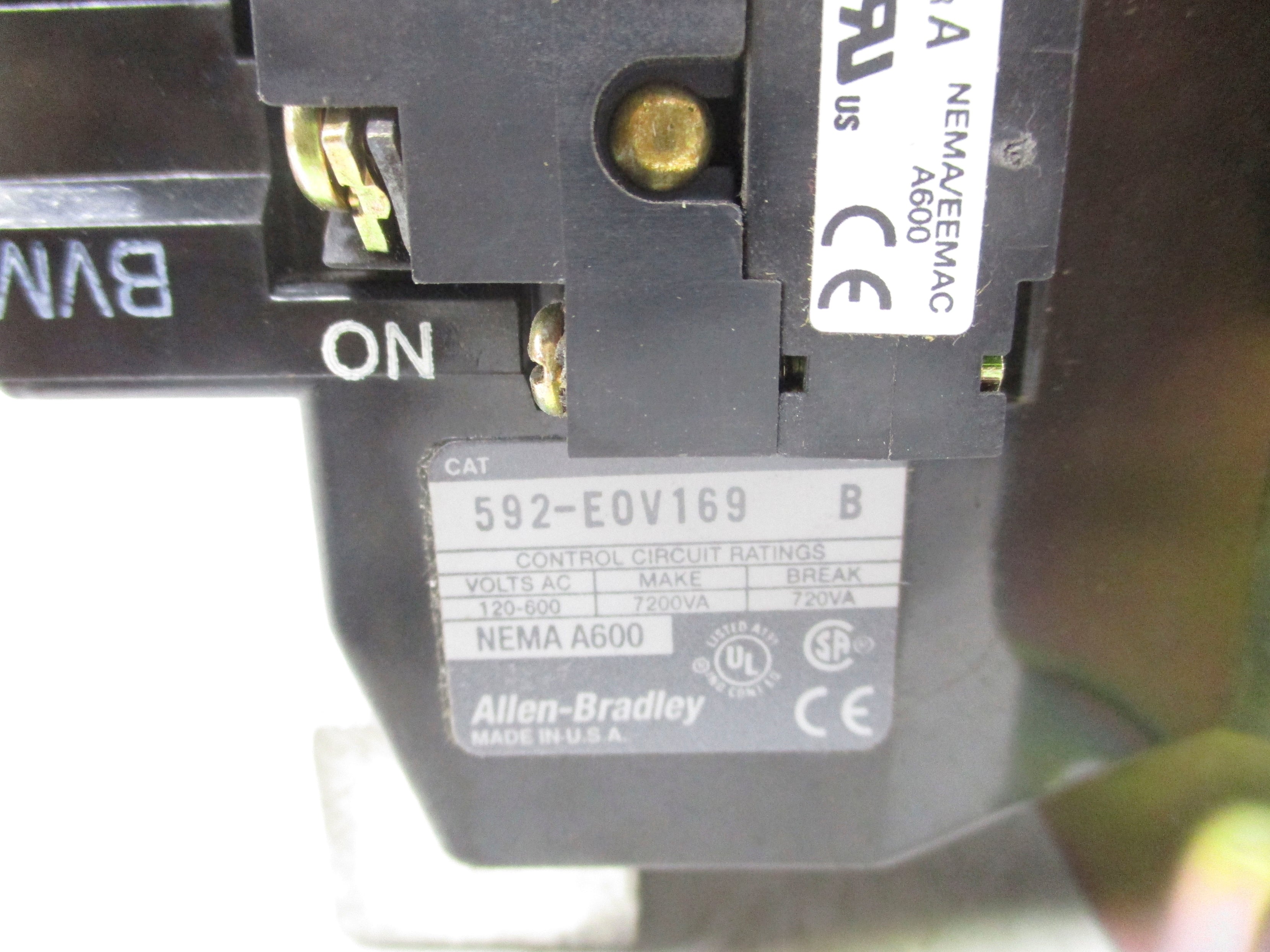 INDUSTRIAL SPARE PART 592-EOV169 SER. B 120V NSNP