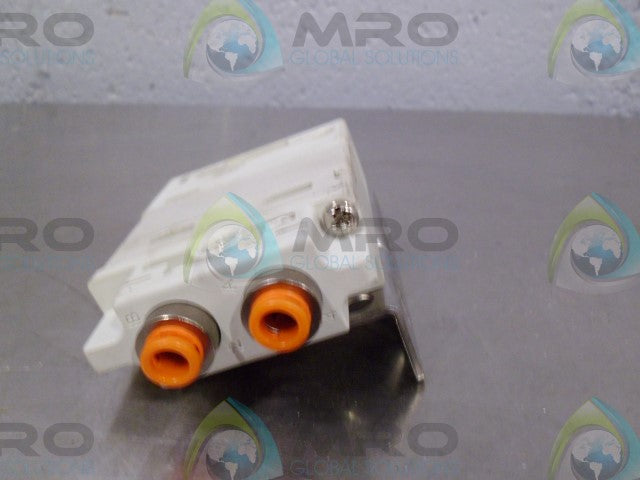 SMC VQ2000-FPG DOUBLE CHECK VALVE *USED*