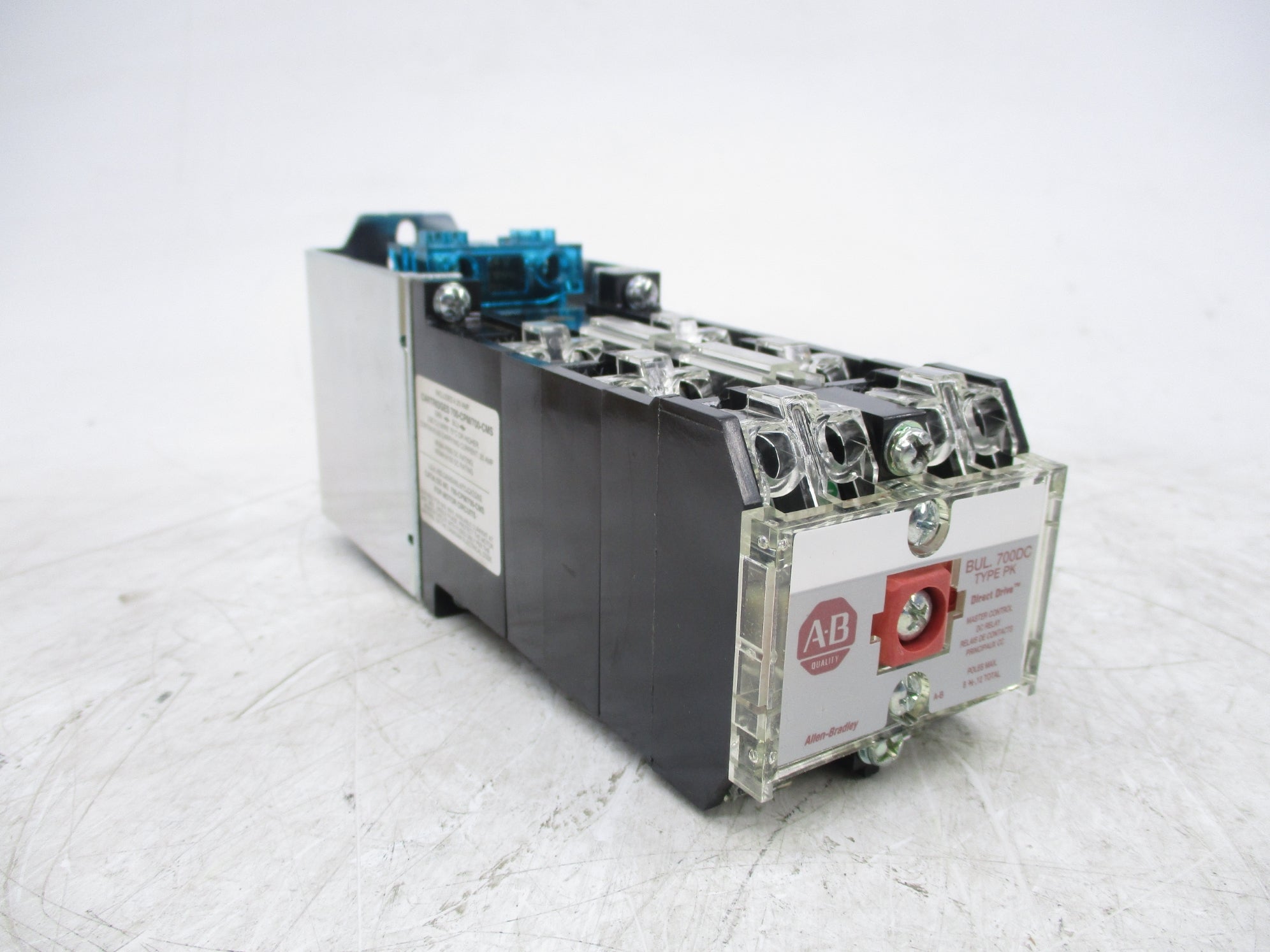ALLEN BRADLEY 700DC-PK1200Z24 SER. D 24VDC (BR/WH) NSMP