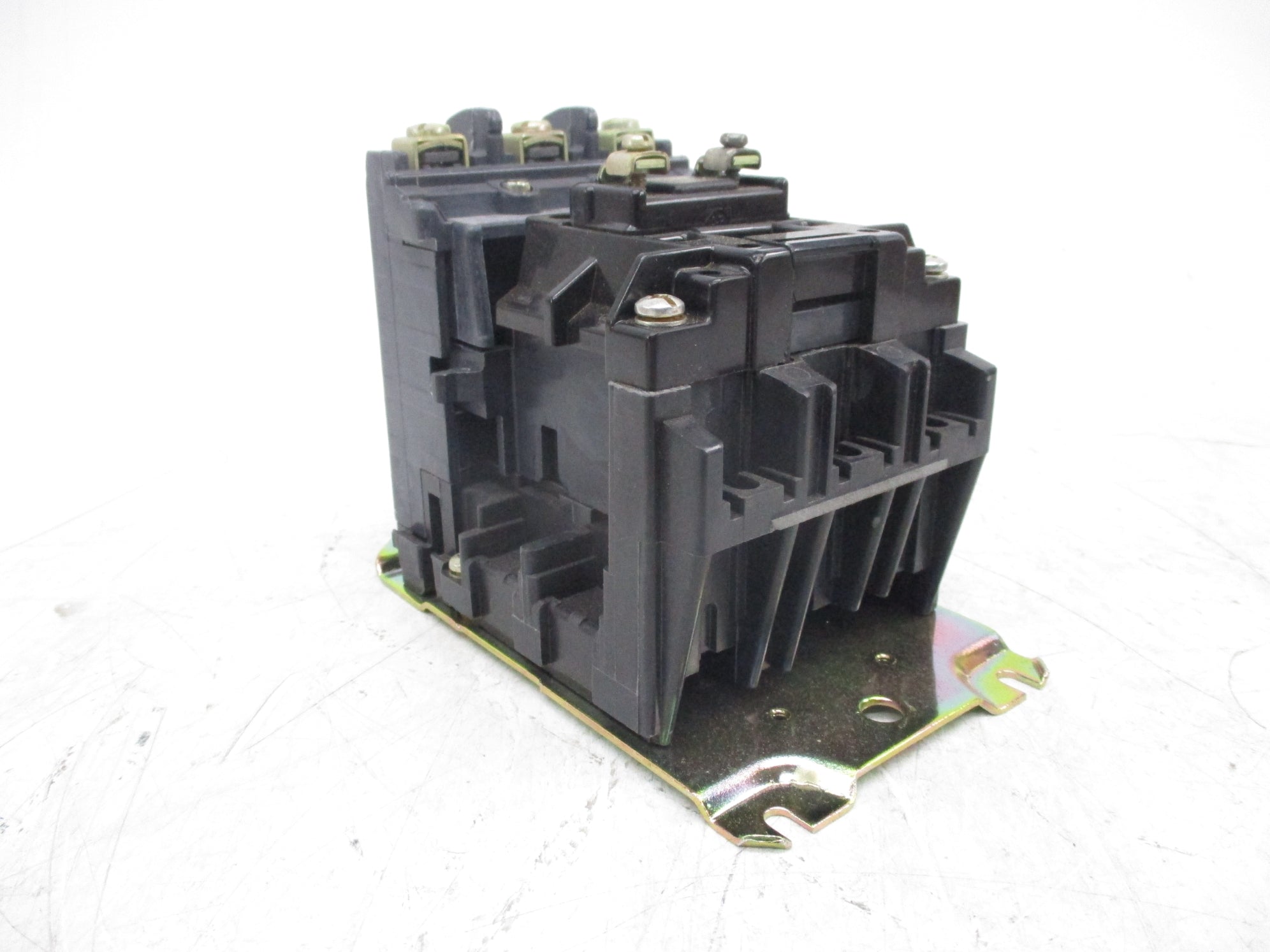 ALLEN BRADLEY 500-BOB93 SER. B 480V (BR/YL) NSMP