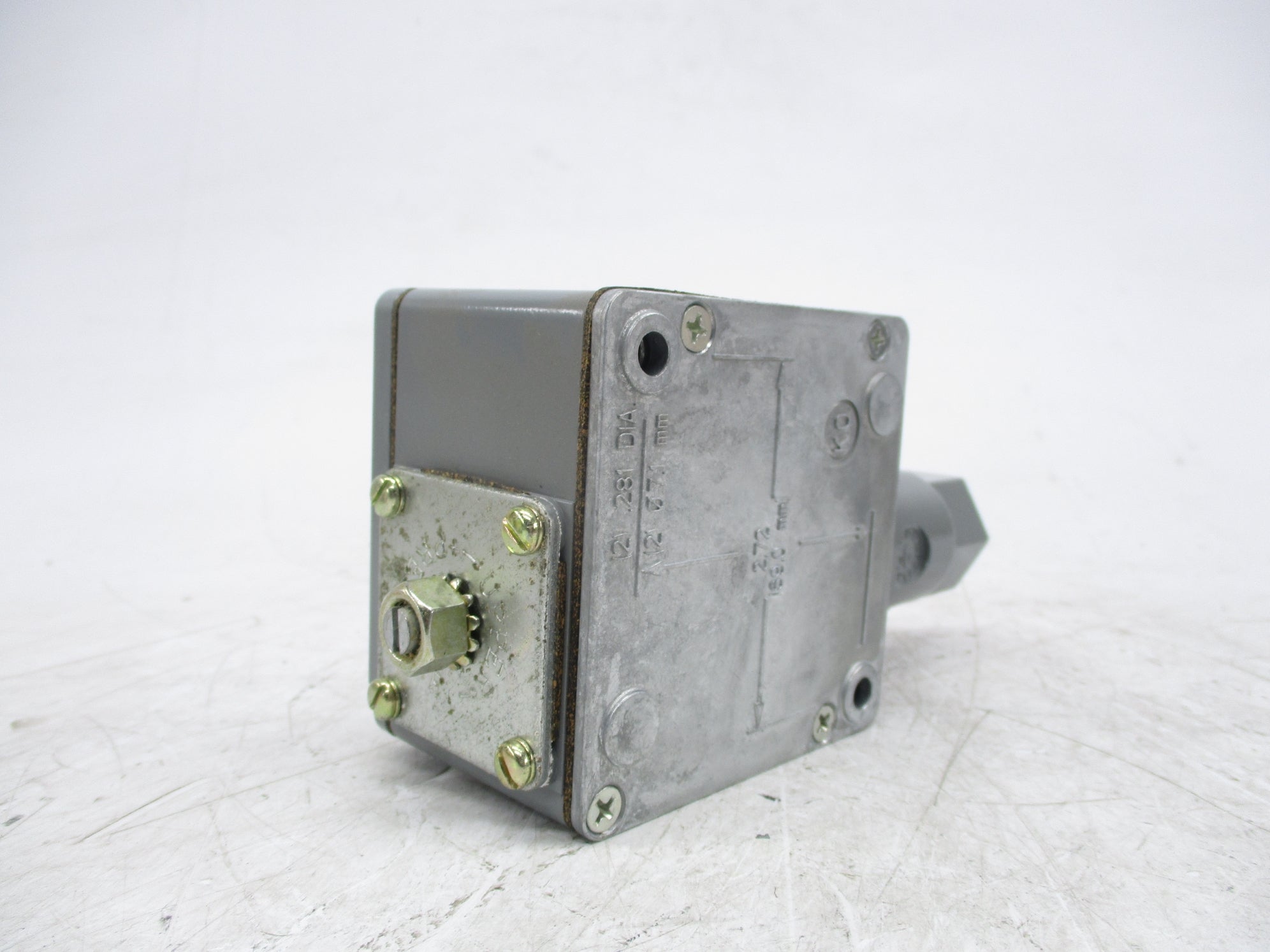 ALLEN BRADLEY 836T-T351JX19X6 SER. A (BR/WH) NSMP