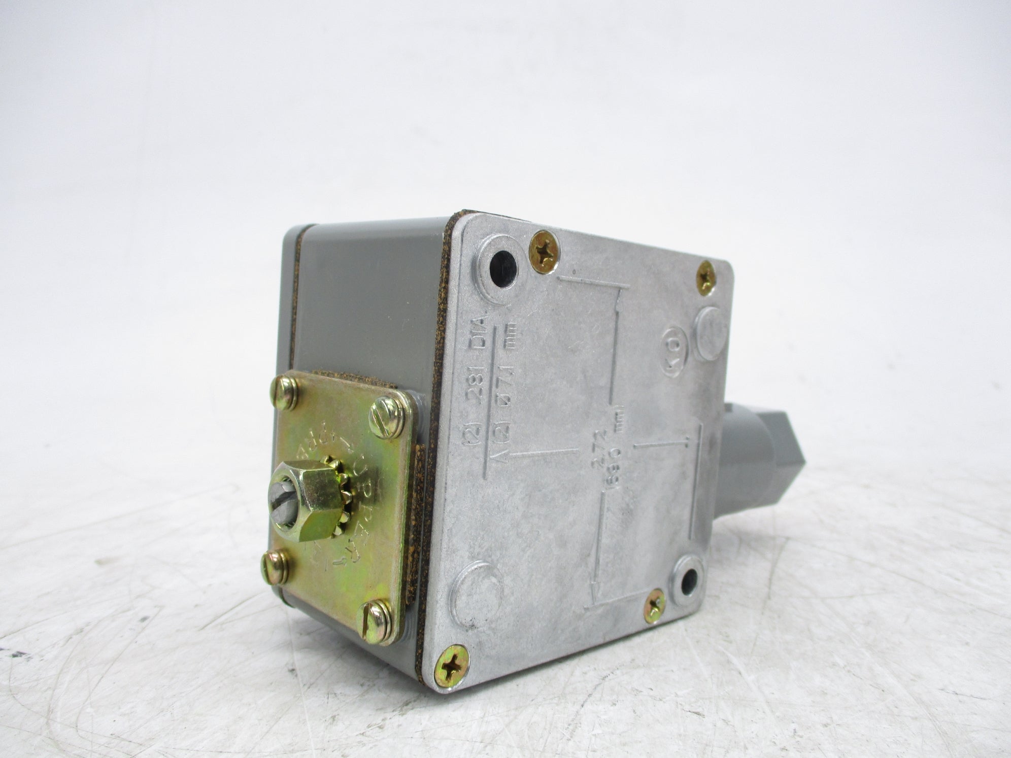 ALLEN BRADLEY 836T-T352JX15 SER. A (BR/WH) NSMP