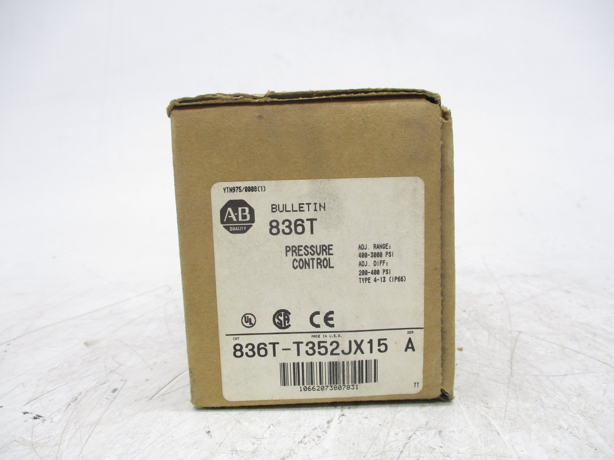 ALLEN BRADLEY 836T-T352JX15 SER. A (BR/WH) NSMP