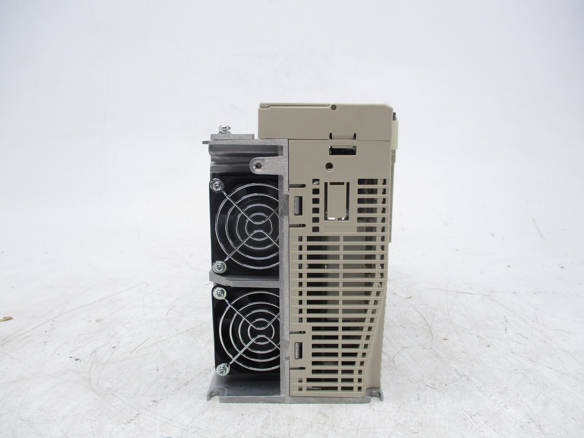 YASKAWA ELECTRIC SGDV-8R4DE1A00200 NSNP