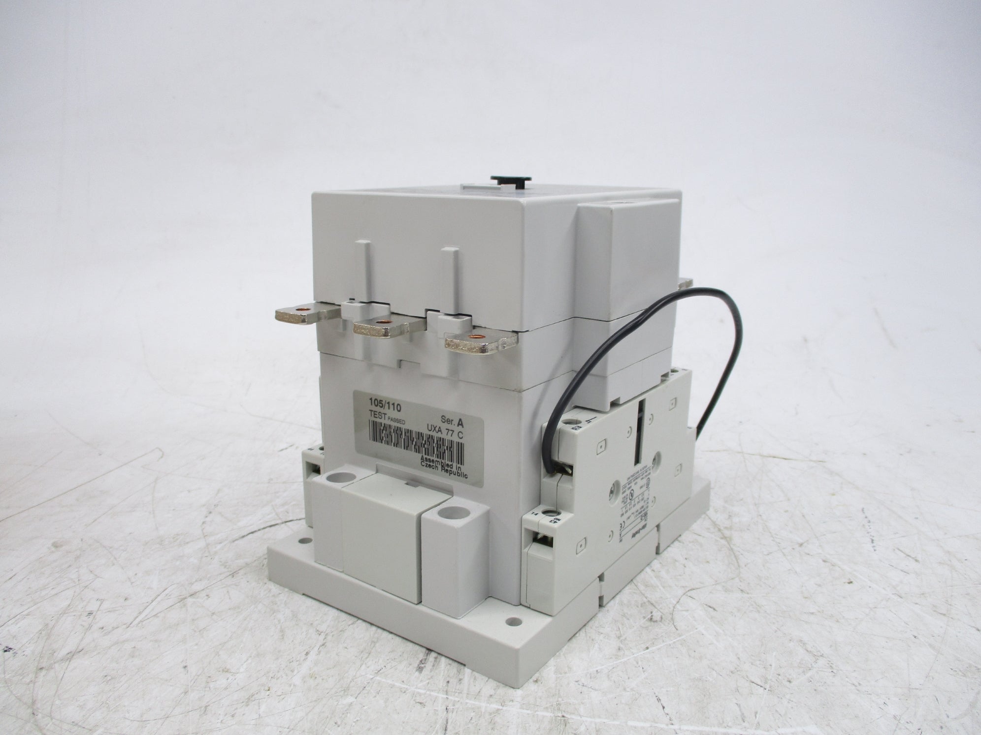 ALLEN BRADLEY 100-D110ZJ22L SER. A 24VDC (BR/WH) NSMP