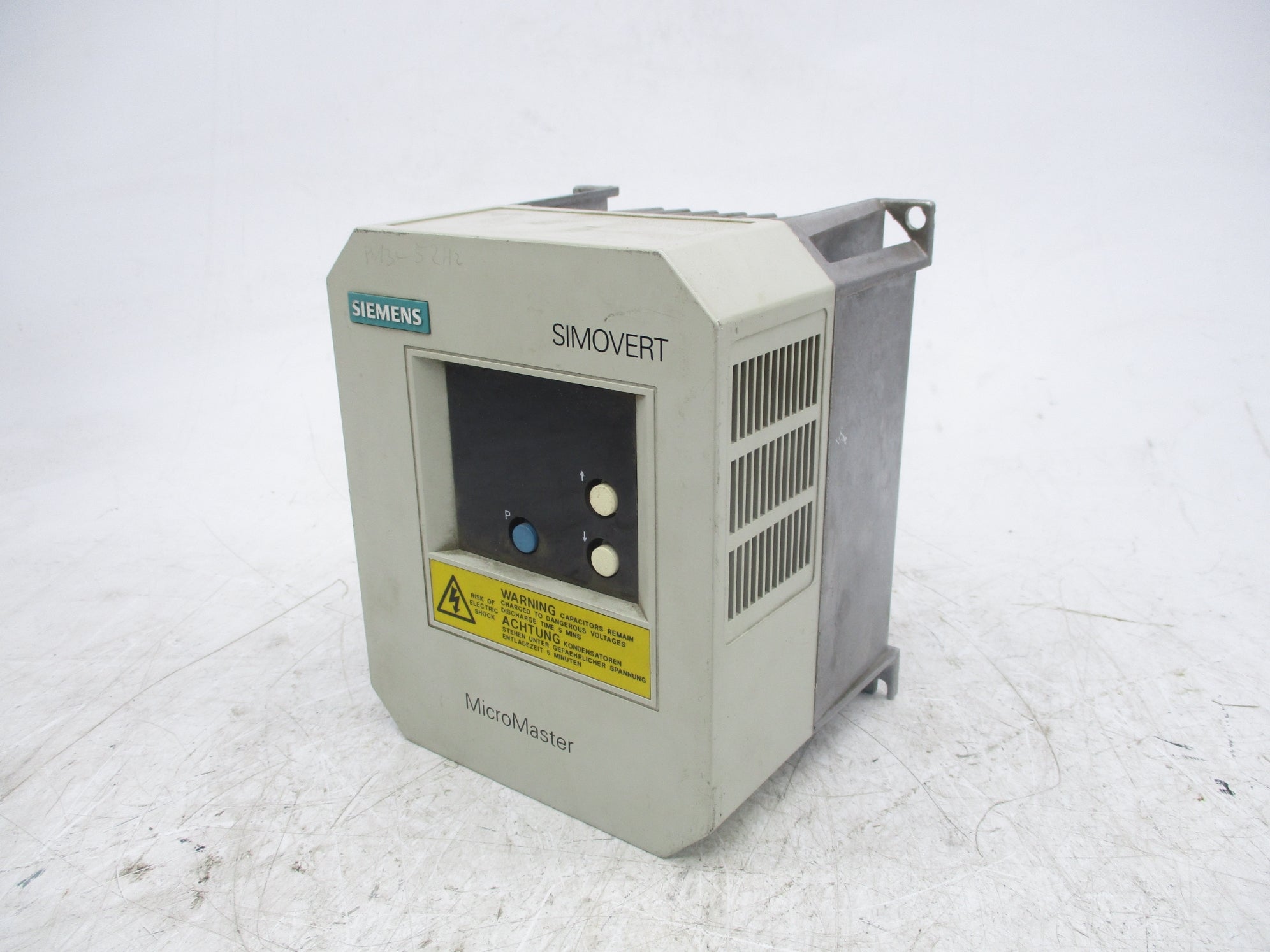 SIEMENS 6SE3012-0BA00 UNMP
