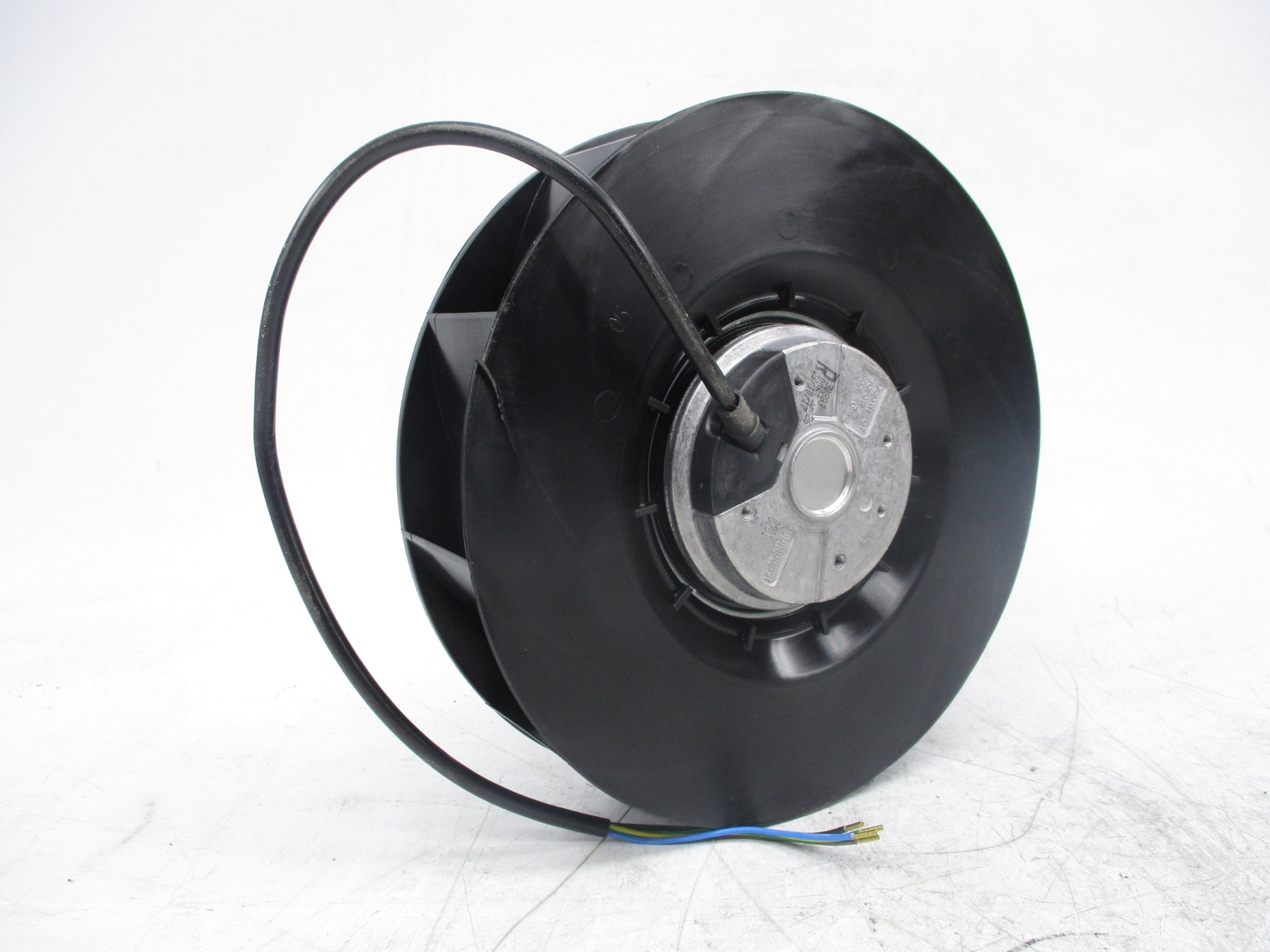 EBMPAPST R2E220-AA40-05 (AS PICTURED) NSNP