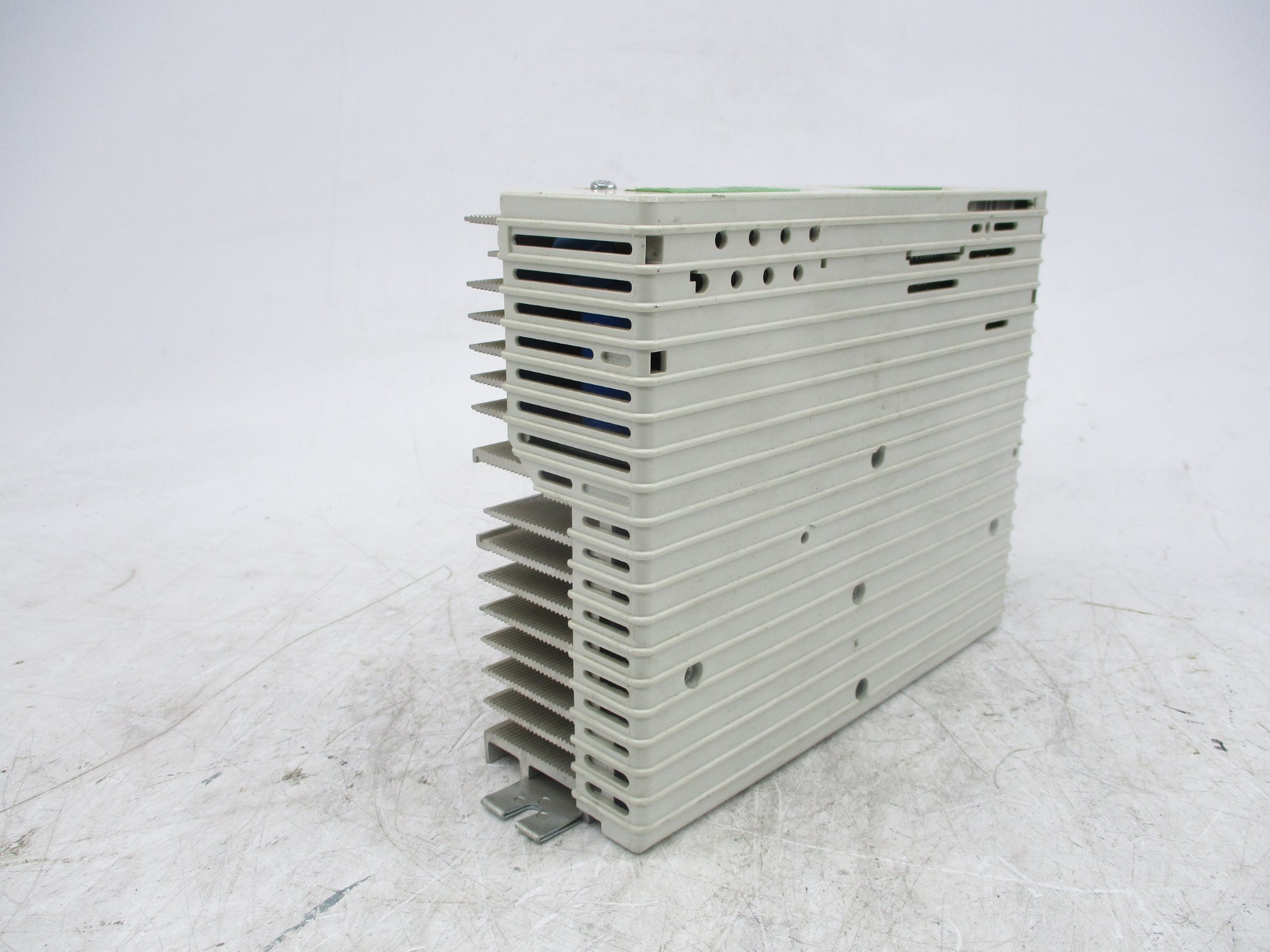 LENZE EVF8204-E (AS PICTURED) UNMP