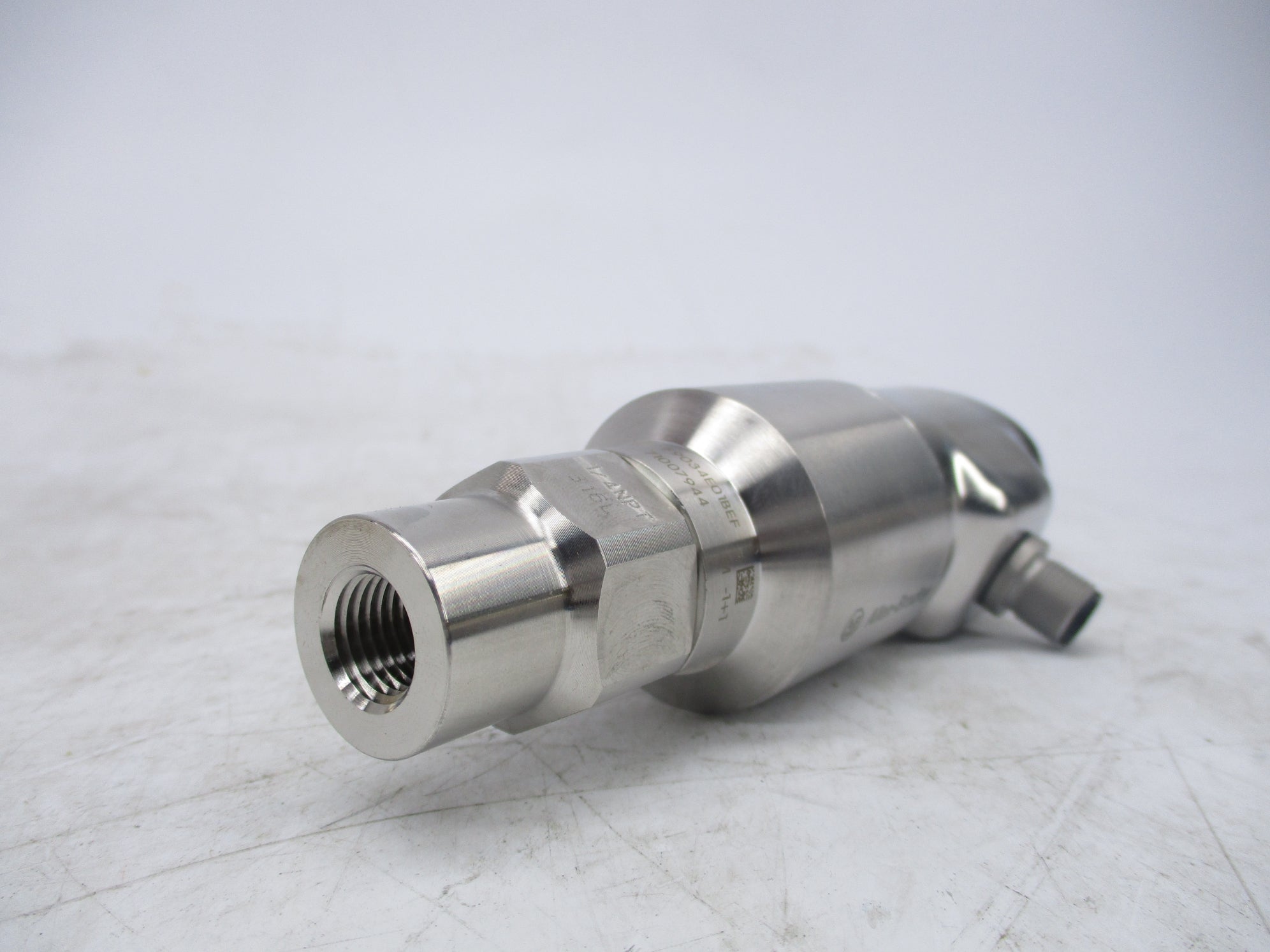 INDUSTRIAL SPARE PART 836E-DA1CC1-D4 SER. A (BR/WH) NSMP