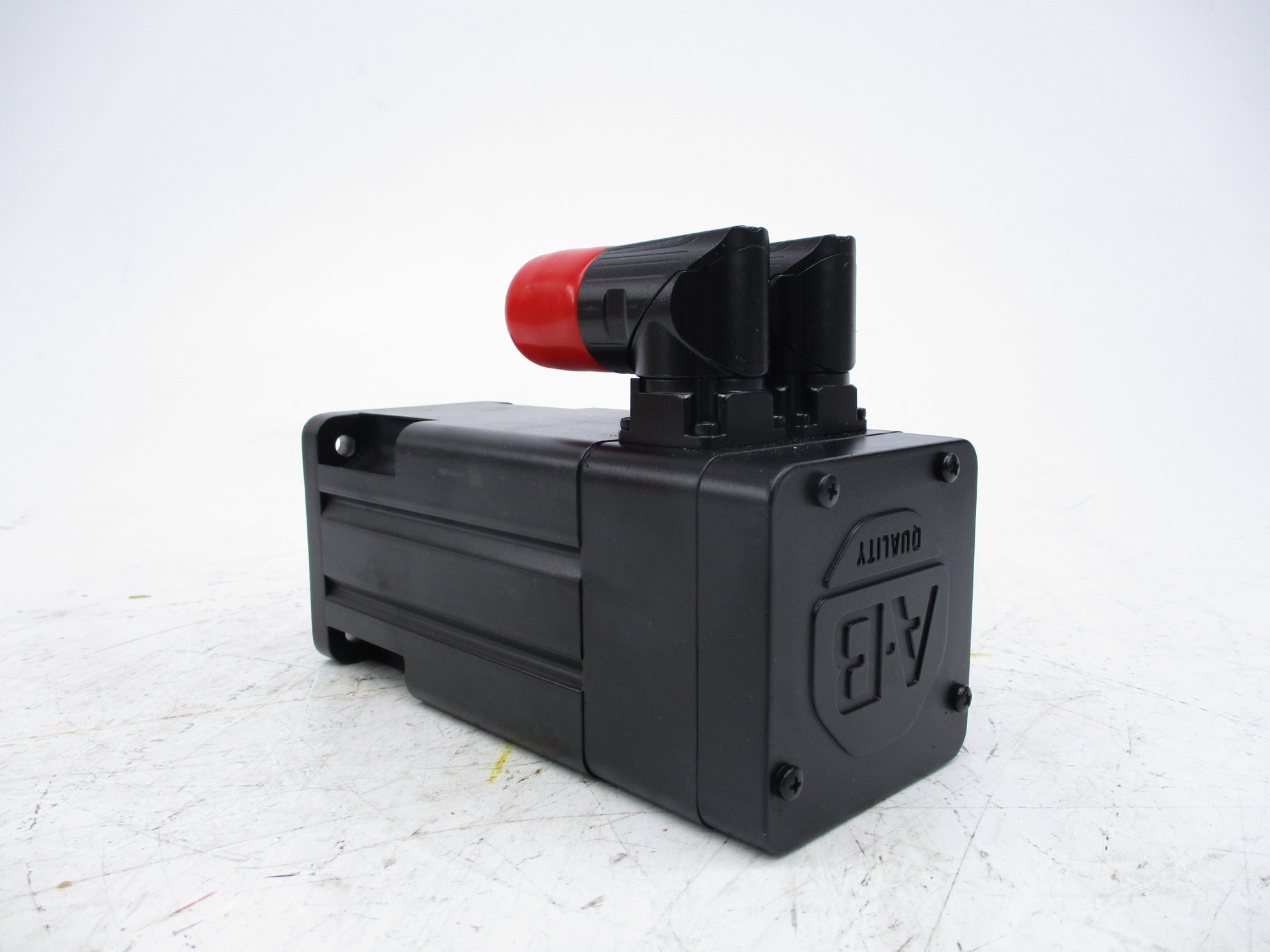 ALLEN BRADLEY MPL-B230P-VJ72AA SER. A NSMP