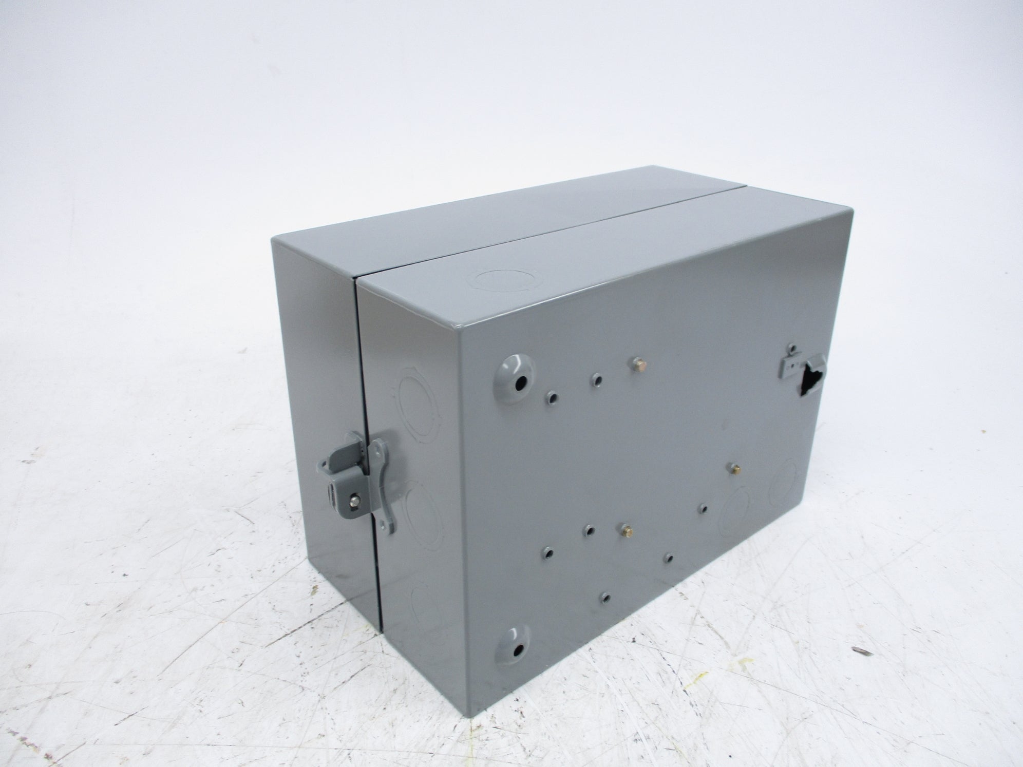 INDUSTRIAL SPARE PART 593-BAV16 SER. A 27A (BR/YL) NSMP